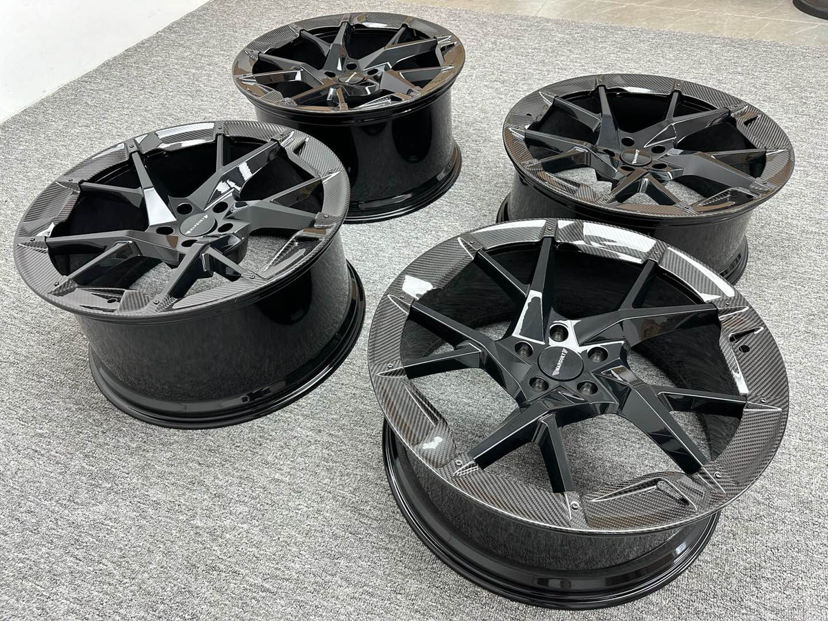 Forged Aluminum Alloy Wheels Rim With Dry Carbon Cover for Lamborghini URUS