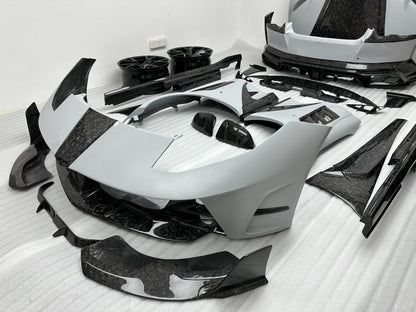 Ferrari 812 Superfast Carbon Fiber Body Kit — Dry, Forged & Custom