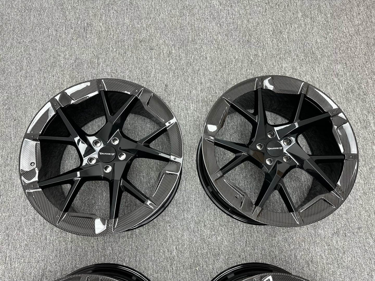 Forged Aluminum Alloy Wheels Rim With Dry Carbon Cover for Lamborghini URUS