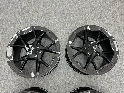 Forged Aluminum Alloy Wheels Rim With Dry Carbon Cover for Lamborghini URUS