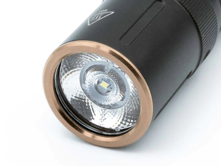 FENIX E12 V2.0 AA FLASHLIGHT