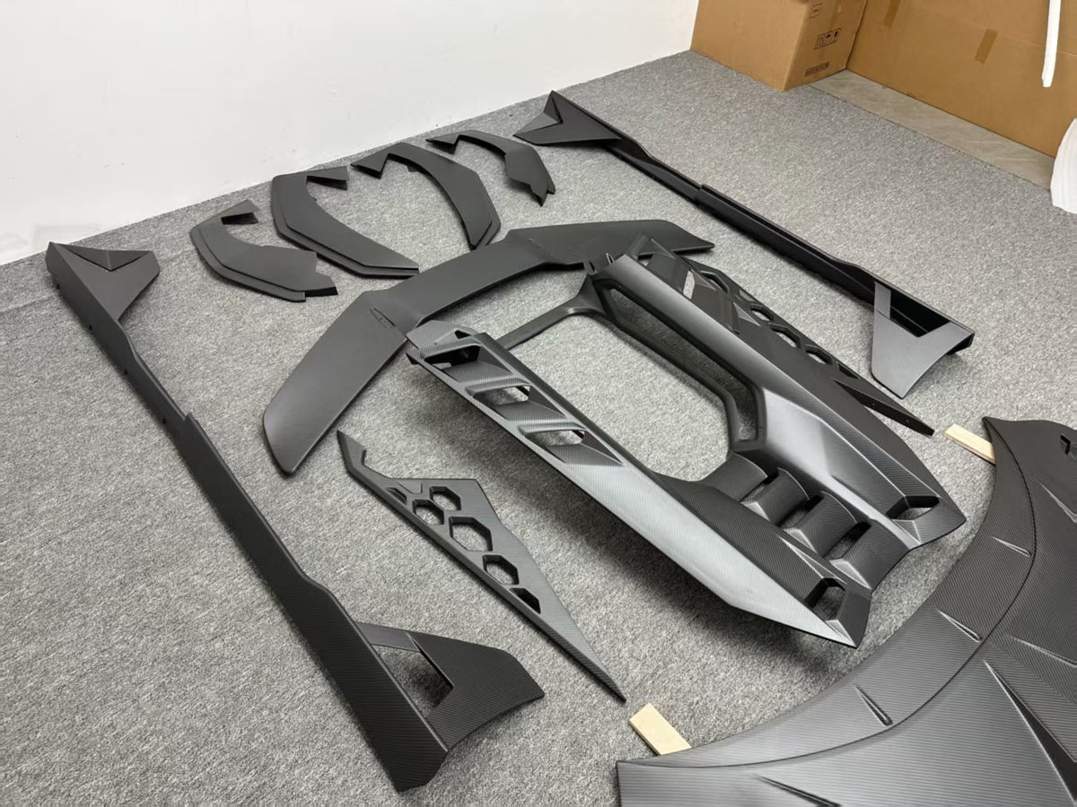 Duke Style Matte Dry Carbon Fiber Body Kit for Lamborghini Revuelto