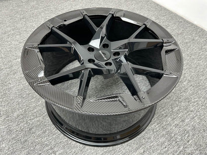 Forged Aluminum Alloy Wheels Rim With Dry Carbon Cover for Lamborghini URUS